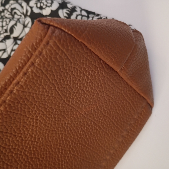 Stone & Co. Black and Tan Floral Shoulder Bag - Picture 8 of 11
